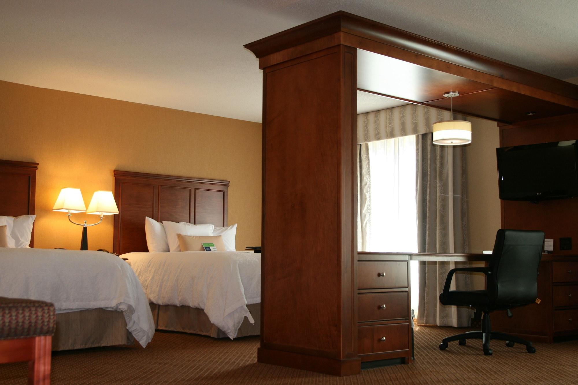 Hampton Inn & Suites Detroit/Chesterfield Room photo